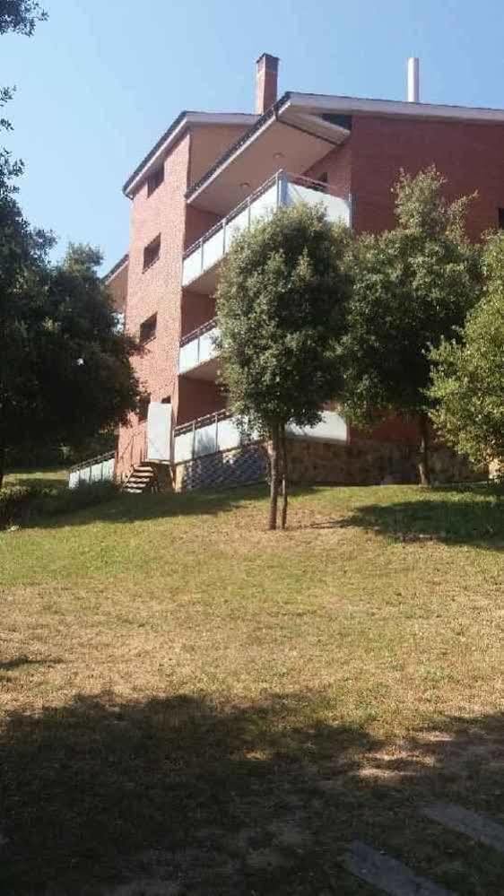 Aparthotel Del Golf Sant Cugat del Valles Bagian luar foto