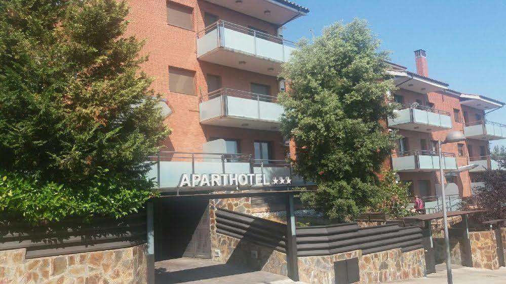 Aparthotel Del Golf Sant Cugat del Valles Bagian luar foto